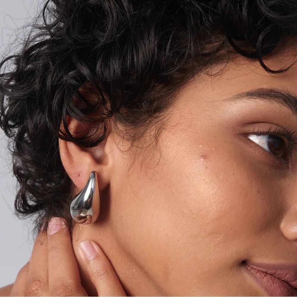 Statement tear drop silver earring N711